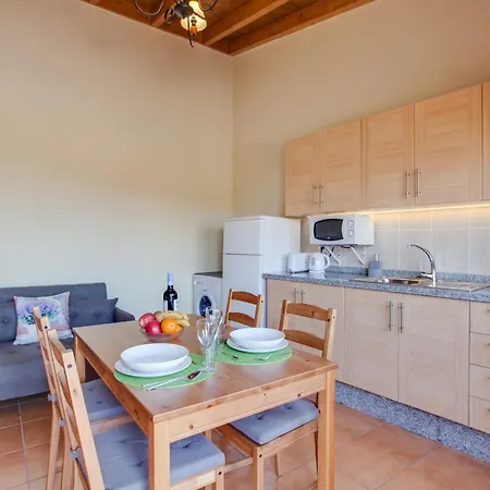 Casa Quemahierro 1 펜션 이코드레로스비노스