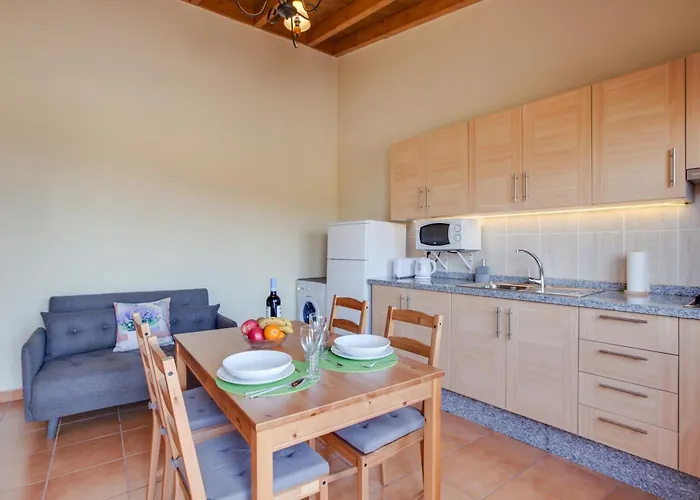 Casa Quemahierro 1 펜션 이코드레로스비노스